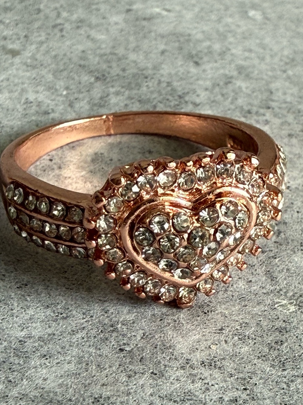 Rose Gold Heart Crystal Cocktail Ring